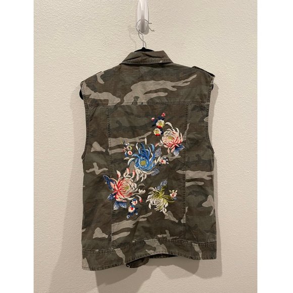 SILENCE + NOISE  Biker Camo Floral Embroidery Vest - Picture 6 of 6